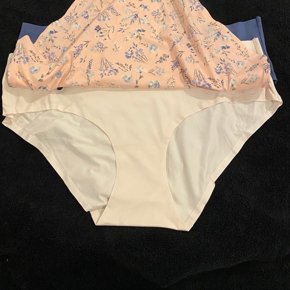 Lucky Brand Briefs - Picture 2 of 4